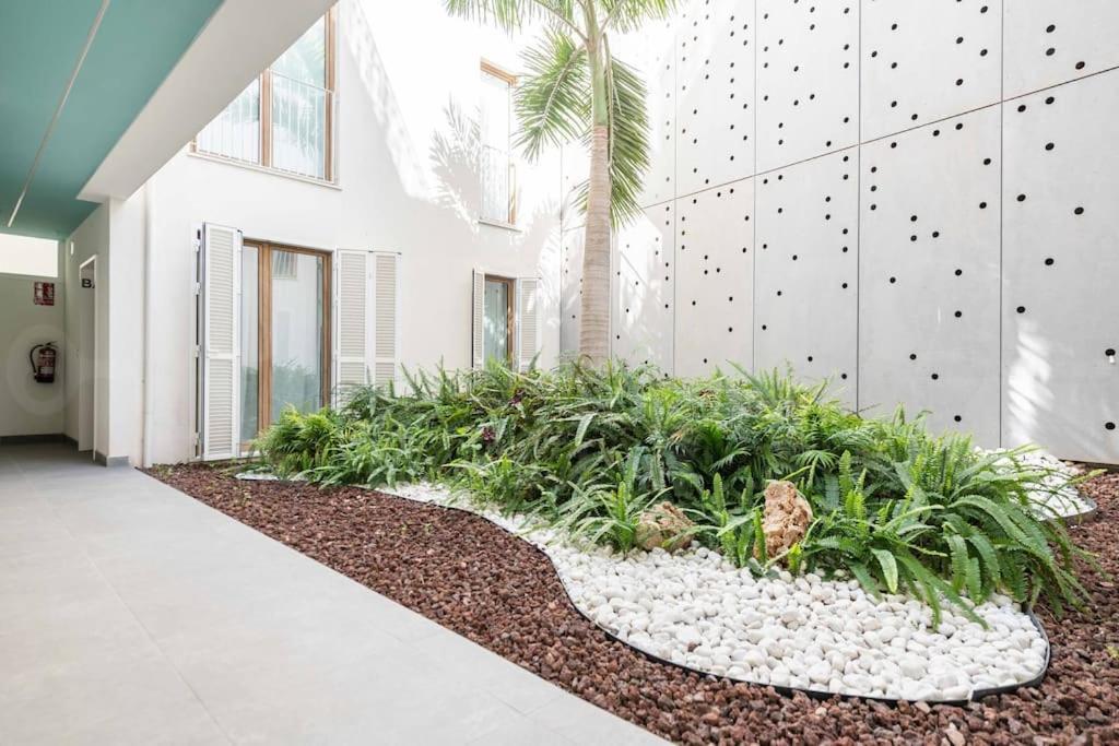 Calm Apartment With Private Patio By Rems Málaga Exterior foto